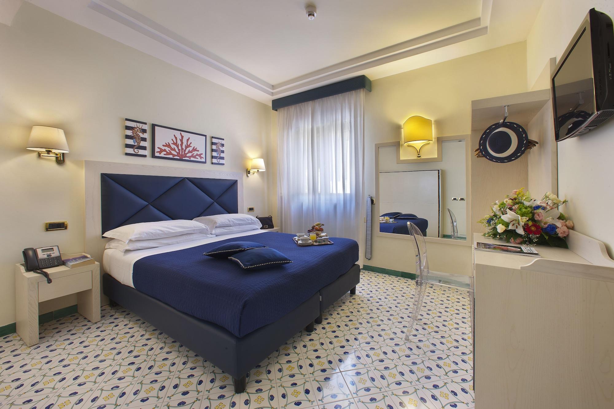 Hotel Del Mare Сорренто Экстерьер фото