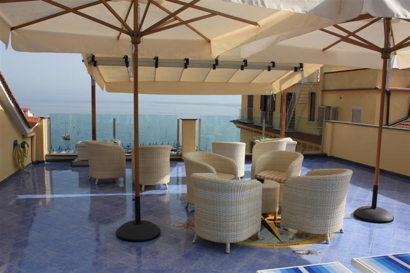 Hotel Del Mare Сорренто Экстерьер фото