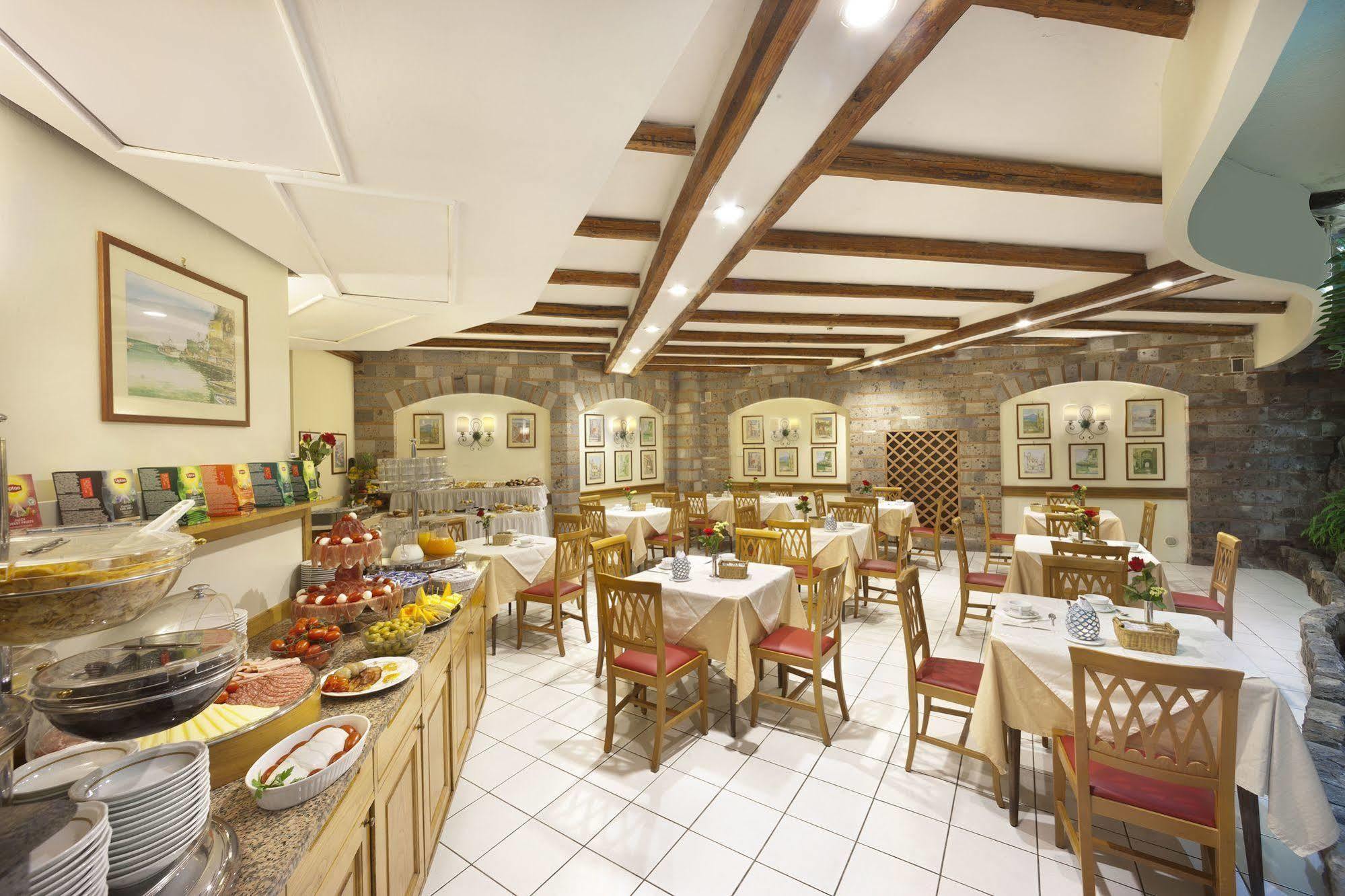 Hotel Del Mare Сорренто Экстерьер фото